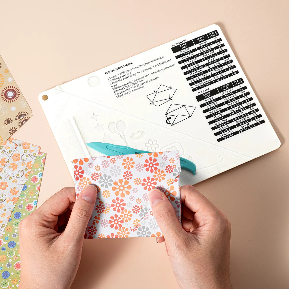 Mini Plastic Scoring Board with Measuring Grid for DIY Crafts