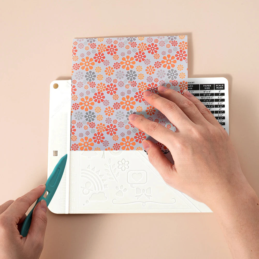 Mini Plastic Scoring Board with Measuring Grid for DIY Crafts
